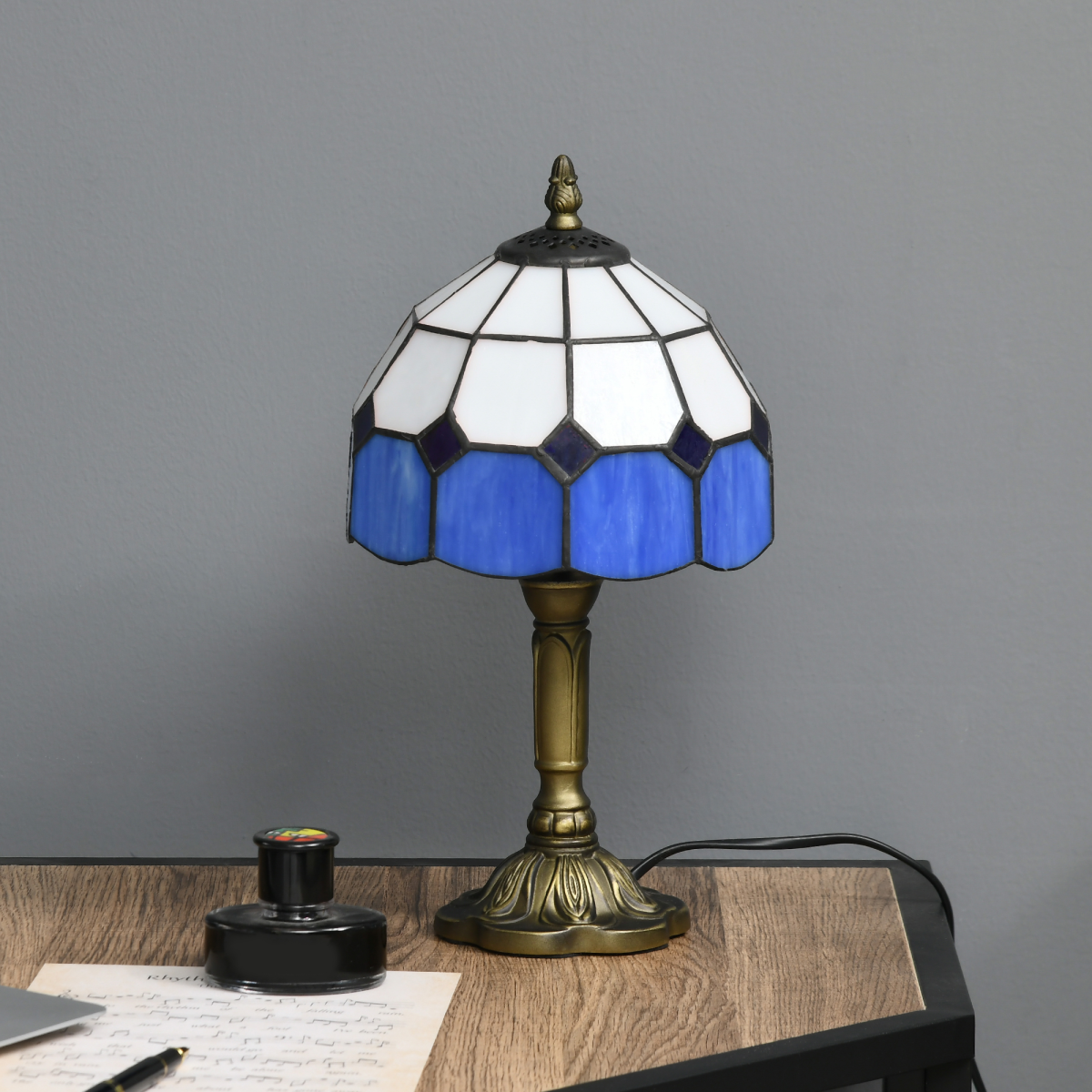 Cadenza Desk Lamp